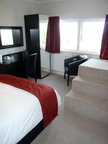 Queenswood Hotel - main image