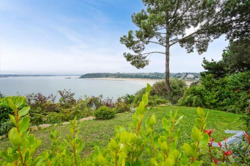 Maison familale au panorama de reve