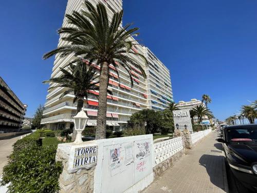 Apartment room in Torre Irta Family Complex LEK