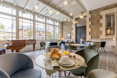 Food and beverages, La Maison Blanche in Limoges