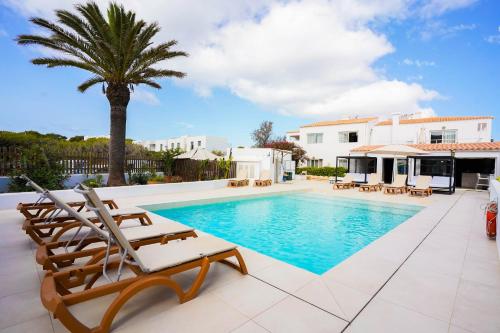 Apartamentos Es Caló - image 13