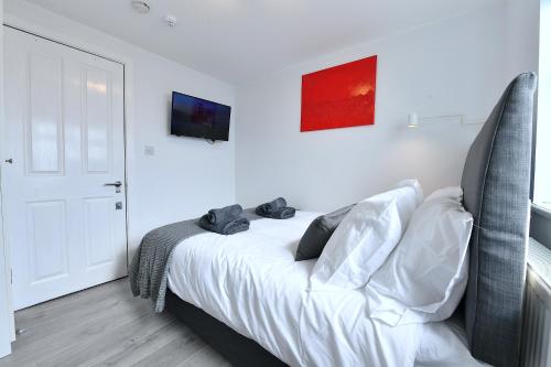 Stylish Studios by Luxestays Fulham, Londyn