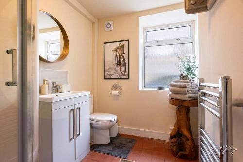 Cosy Cottage in Heart of Glossop in 格洛索普