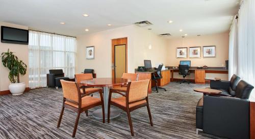 Embassy Suites By Hilton Hotel Parsippany