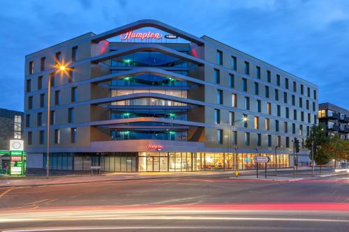 Hampton by Hilton Ashford International