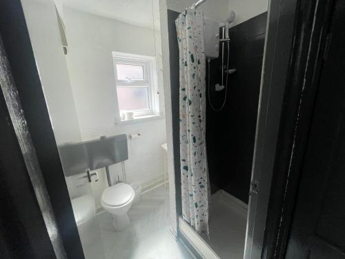 Lancaster Apartments - image 3