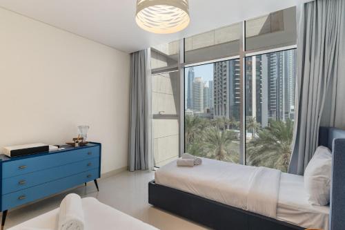 Allsopp & Allsopp - Chic 2-Bedroom Duplex Apartment in Boulevard Crescent Downtown - image 4