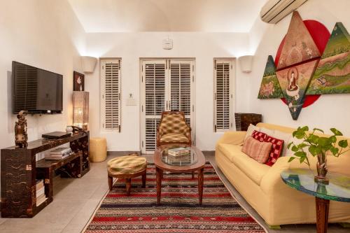 LohonoStays Ishanya Villa