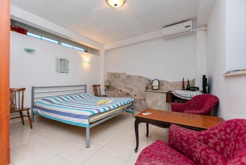 House Stipan - image 12