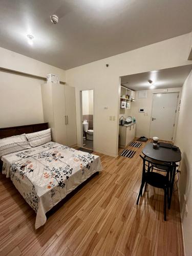 JFam Suites - Studio and 1Bedroom Units!