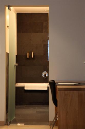 Boardhousing - image 8