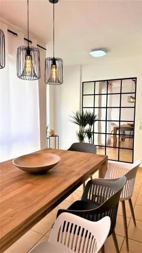 AMAO-Curry - Spacious Apartment - 7 Guests - City Center in Lahr, Deutschland