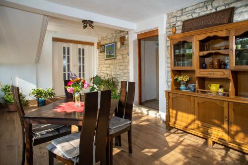 Apartments Barat in Barat
