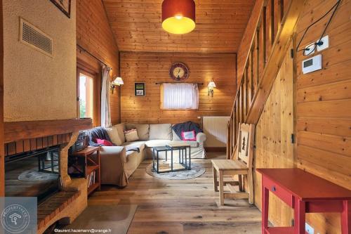 Chalet Les Brimbelles avec Jacuzzi - Location, gîte - Gérardmer