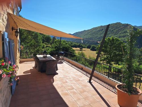 Kilátás, Romantic-Louveteaux-en-Provence**** in Saint-Pierre (Provence-Alpes-Cote d'Azur)