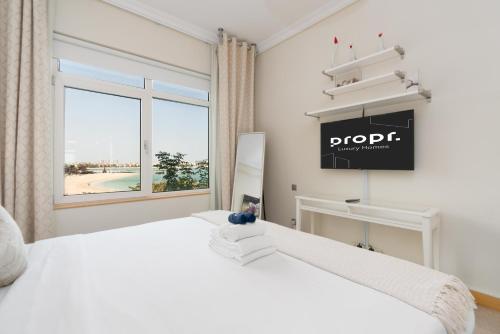 Welcoming 1 Bedroom Palm Jumeirah with sea View, Dubai (Foto 9)