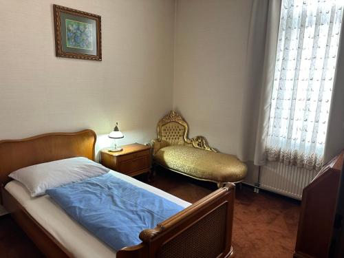 1 twin bed