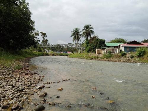 Homestay Hulu Langat with POOL and RIVER Free Fishing Village Panorama WiFi and Netflix