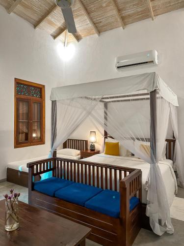 Family Room with Pool View image 5