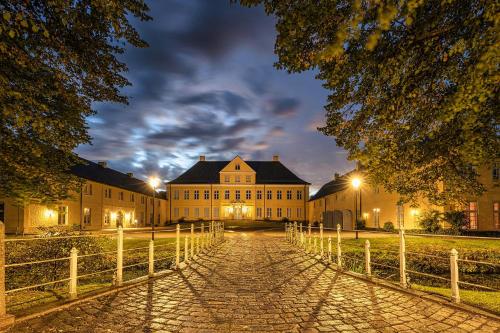 Tuvākā izklaides vieta, Ferienwohnung Bloeck in Busdorf (Schleswig-Holstein)