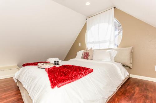 Superior Apartment image 9