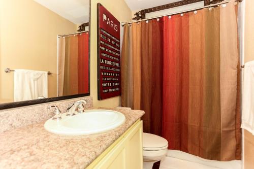 Superior Apartment image 3