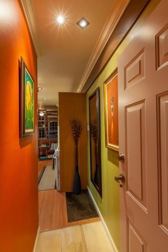 Choose To Be Happy at Seymour # 9 and #16 - Studio Apartments photo 1