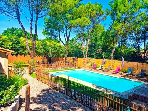 L'Entre Nous piscine et jacuzzi privé - image 2
