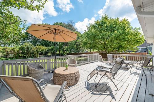 Charming, Cozy Home close to Uptown, Airport & Whitewater Center in Charlotte, USA