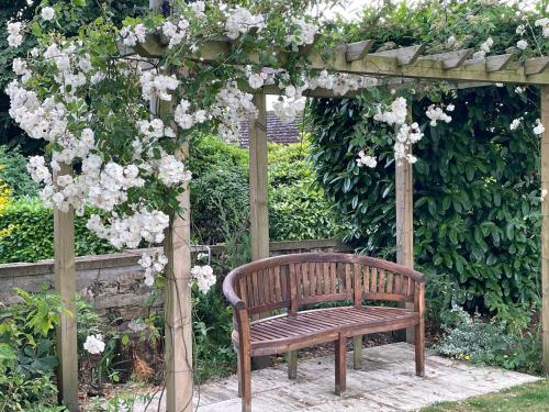 Kert, Clock House B&B in Marnhull