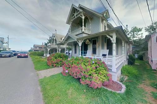 Queens Vintage Cottage in Oak Bluffs, Vereinigte Staaten von Amerika