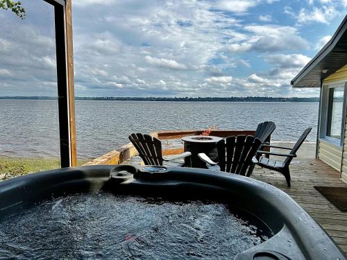 Les Chalets Tourisma - Loft au bord du fleuve - La Cabine