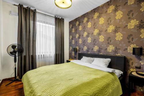 Warsaw Atelier - Central, Parking, Metro Nearby - by Rentujemy