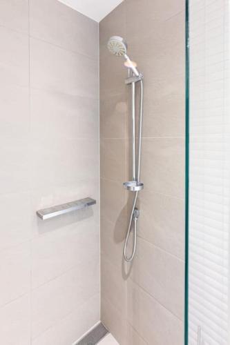 Sanctuary-Effortless City Escape