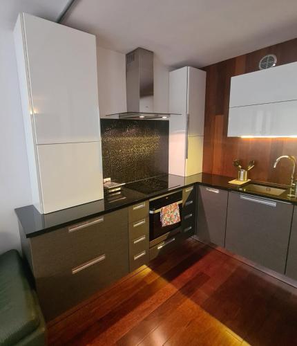 Warta LUX Apartment, self check-in 24h, free parking