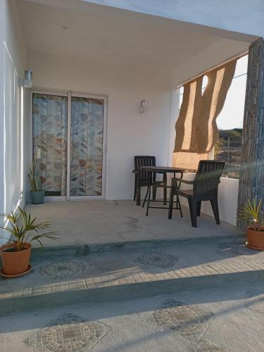 شرفة/ تراس, IZAVA LODGE in Pointe Coton
