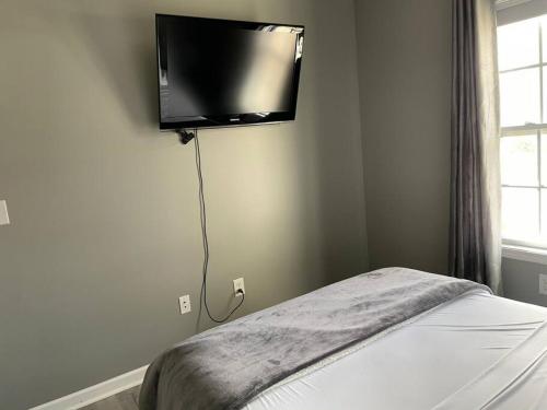 Luxury Townhome 2 Remodeled February 2021 in Bloomington, USA