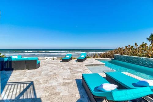 Oceanfront Pool House 7 Bedrooms 7 Bath 2 Kitchens in Port Orange, USA