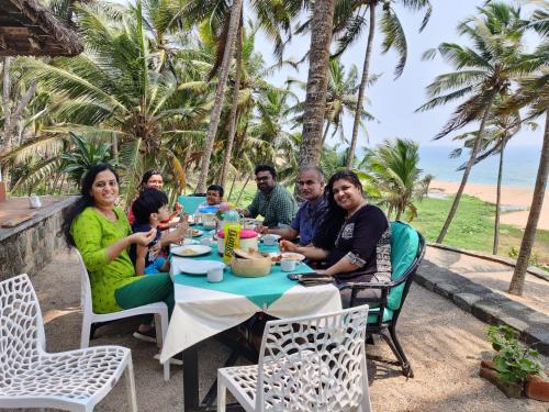 Karikkathi Beach House with two seafront rooms