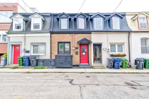 One of a Kind Queen West Home