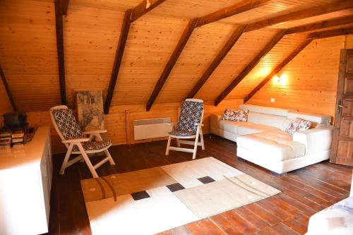 普拉日内 Villa Forestside 3星级 单人房 外观