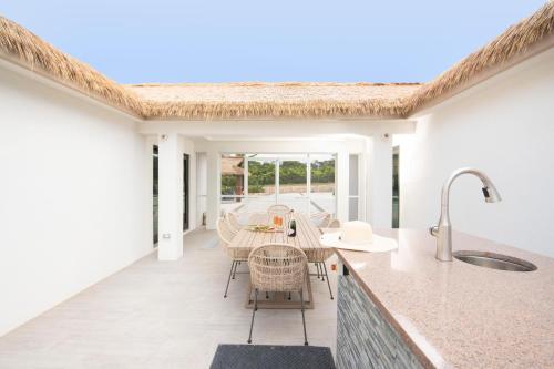 The Mastic Cana Luxury Cottage