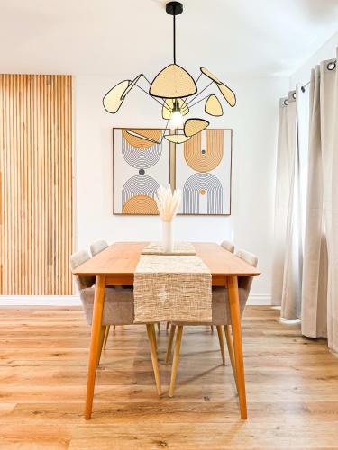 Comfy 2-bedroom home in Hollywood in Los Angeles, USA