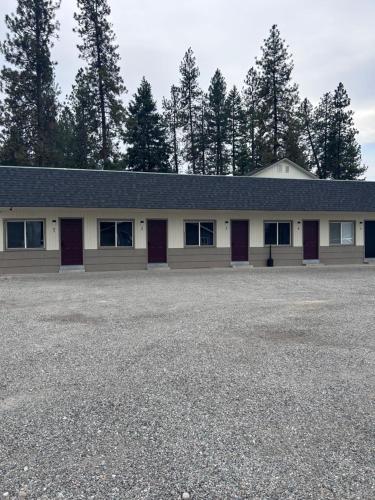 . Silverwood Lodge