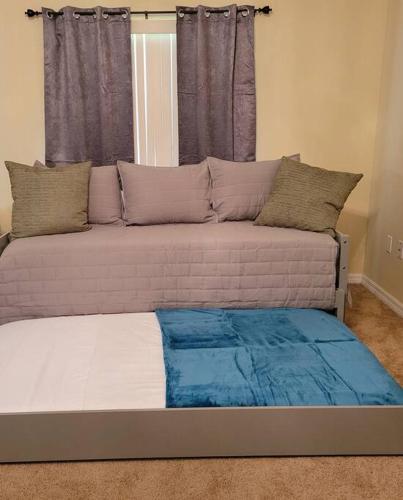 Home in Kissimmee;Private Pool; Lakeview;14 guests in Kissimmee, USA