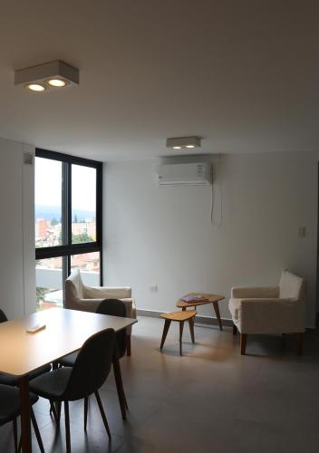 Departamento contemporáneo para pareja o viajeros – khách sạn tại Barrio Alto Padilla