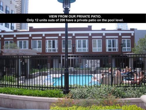 28 NIGHT MINIMUM in the Gaslamp Quarter by Petco Park, pool, jacuzzi, dogs ok, San Diego (foto 6)