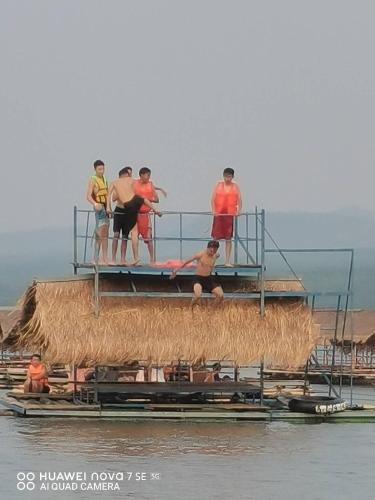 บ้านสวนริมน้ำวังใหญ่ ห้อง a1 วังสามหมอ อุดรธานี in Somdet