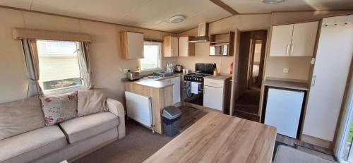Kitchen, NB166 - Porth Bay Hideaway in Trevelgue