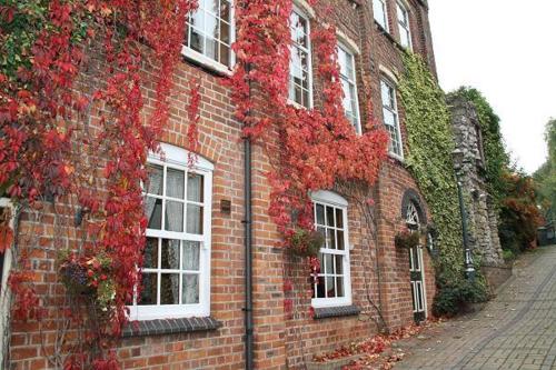 Lyndon House – Walsall